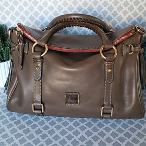 Dooney  Charcoal 🤍🖤 florentine large satchel